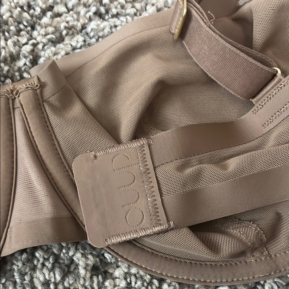 CUUP Balconette Bra with Adjustable Straps - Picture 4 of 6